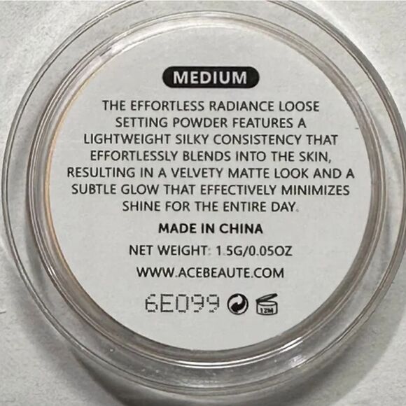 New! Ace Beaute Effortless Radiance Loose Setting Powder - So Smooth! - Picture 6 of 6
